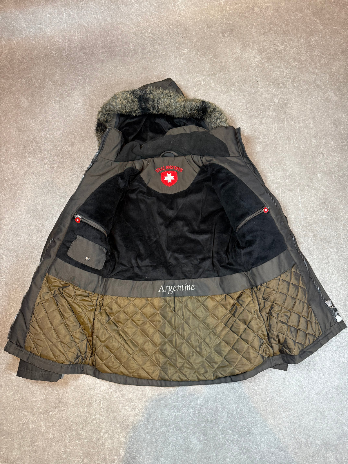 Wellensteyn Argentine Damen Winterjacke Parka XS Grau mit Kapuze & Gürtel