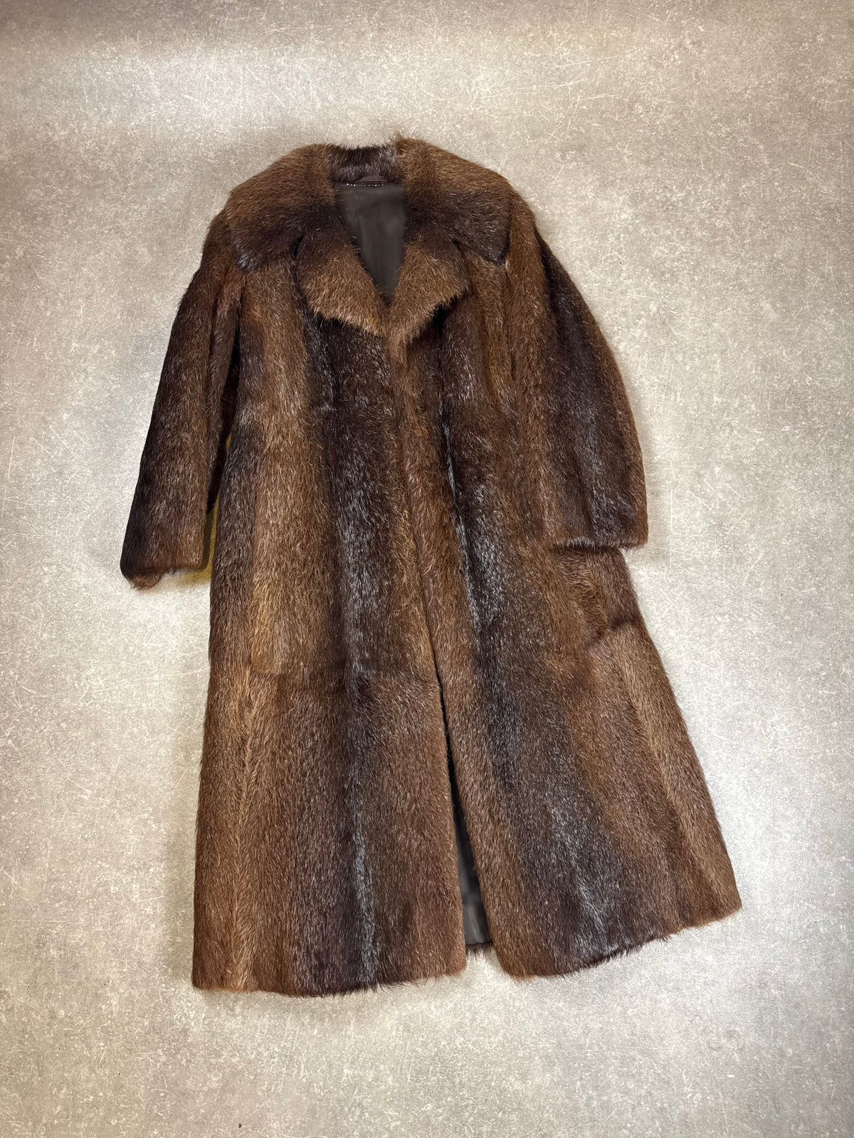 Vintage Nutria Pelzmantel Damen Braun – Echter Pelz Langmantel 115 cm