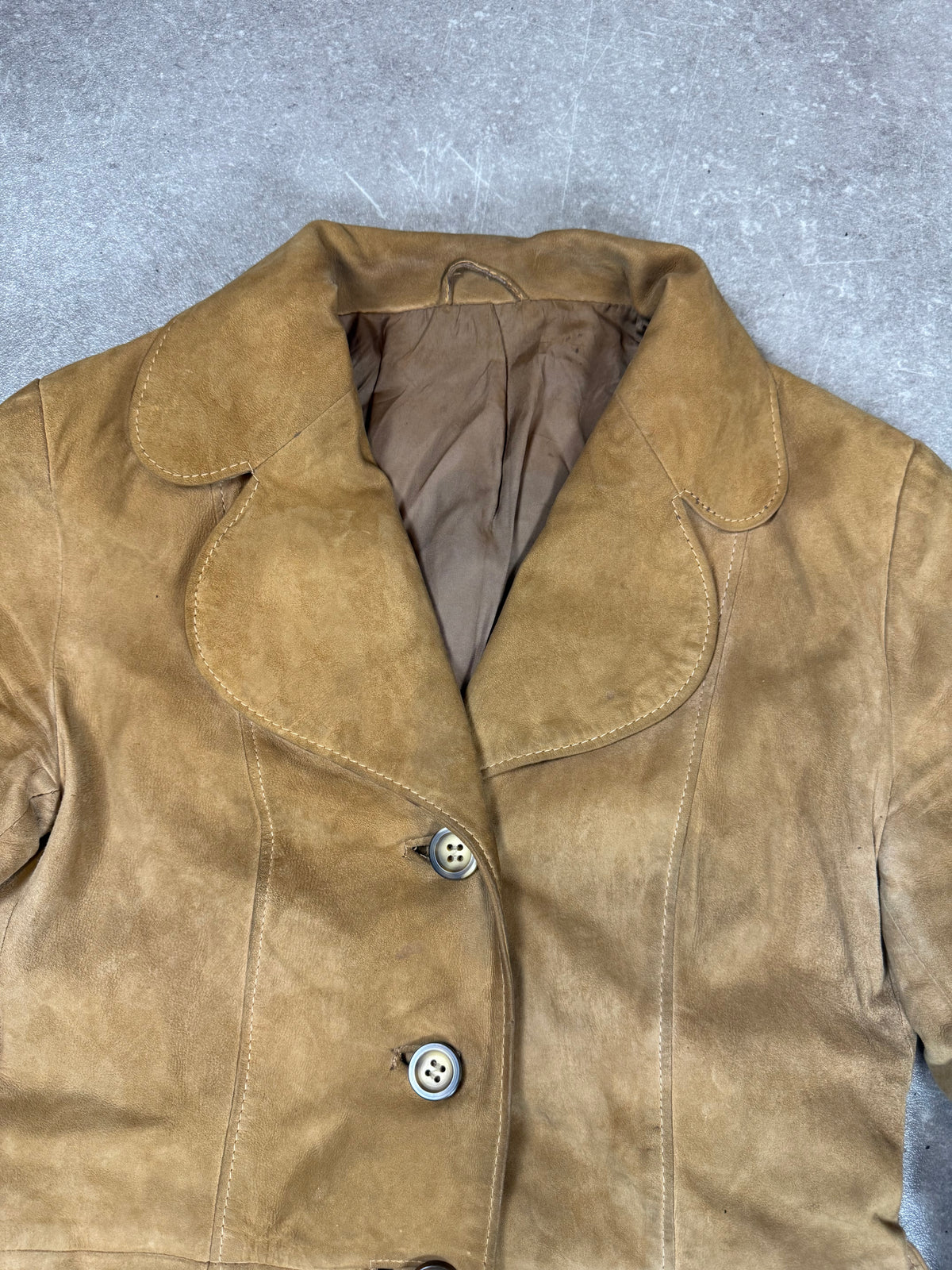 Vintage Damen Wildlederjacke Braun Cognac 70er Jahre Tailliert mit Gürtel