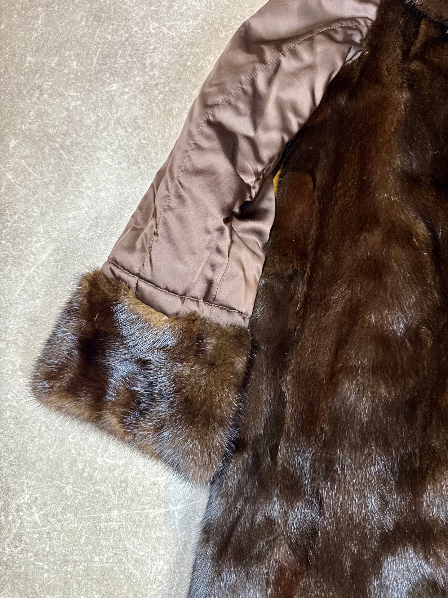 Vintage Nerzmantel Echtpelz Braun Damen Pelzmantel Lang Klassisch Elegant Winter
