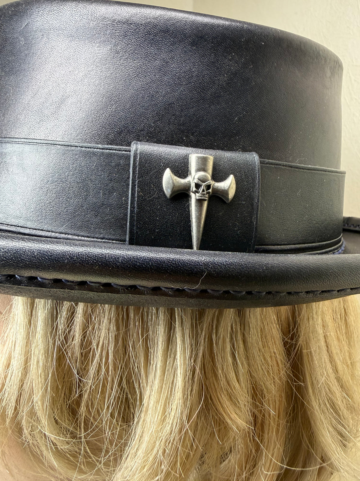 Steampunk Pork Pie Leder Hut Zylinder Schwarz Gothic Top Hat Totenkopf Kreuz Victorian Cosplay Festival Hut