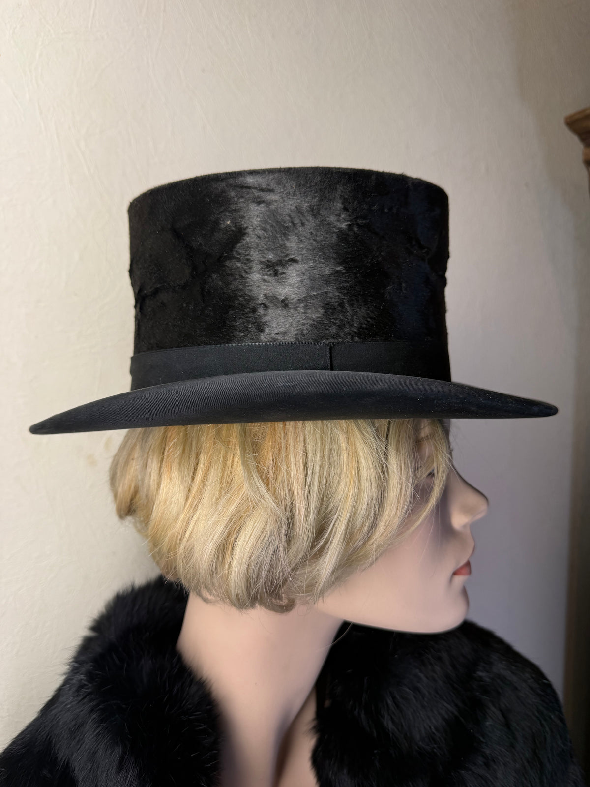 Antiker Seidenzylinder Reine Handarbeit Herren Top Hat mit Original Hutschachtel