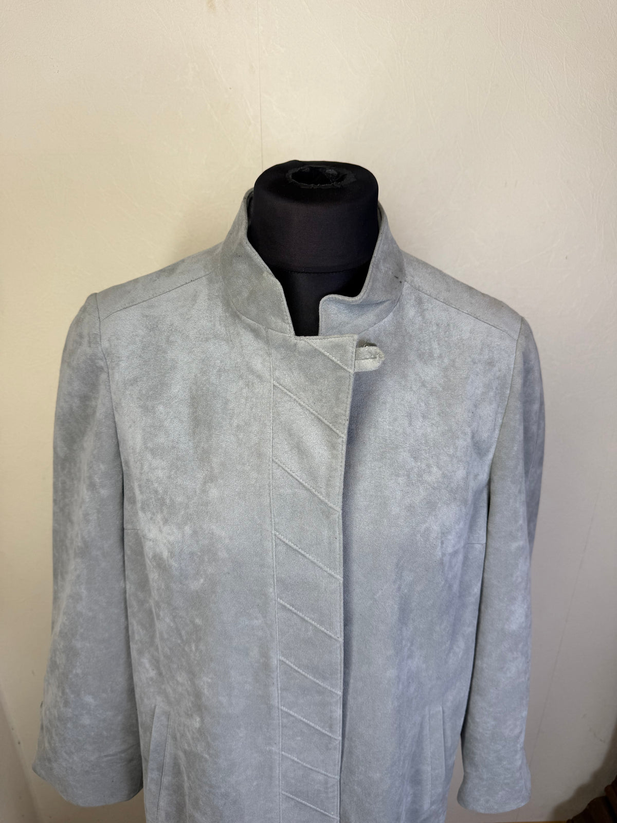 Vintage Damen Ledermantel Hellgrau – Stadick Modell Veloursleder Mantel