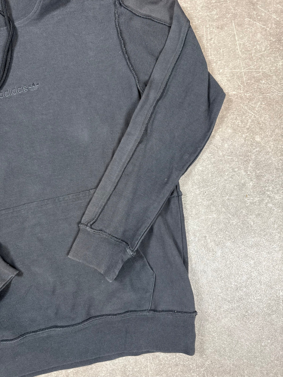 Adidas Originals Vintage Hoodie Schwarz Ton-in-Ton Logo Inside Out