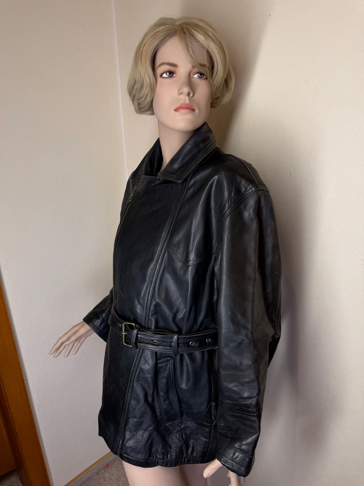 Vintage Marc O’Polo Lederjacke Gr. L Schwarz – Echtleder Bikerjacke mit Gürtel