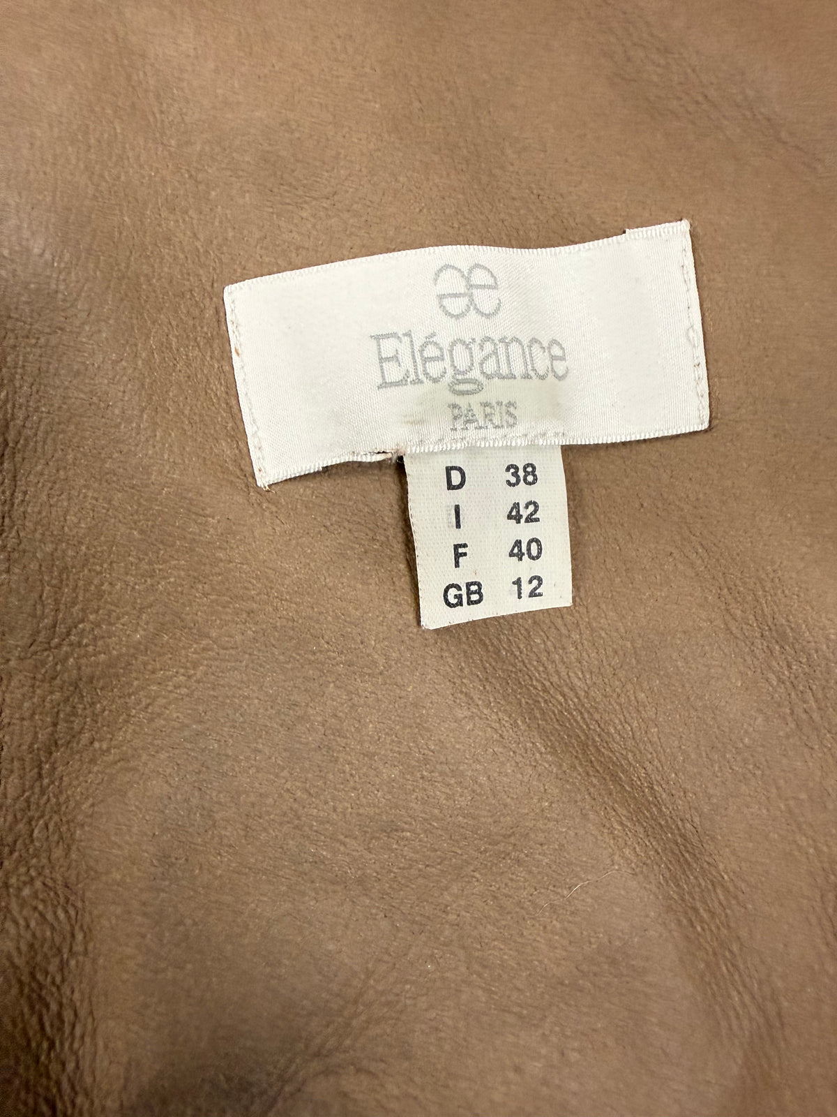 Élégance Paris Vintage Lammfellmantel Damen Gr. 38 – Shearling Cognac
