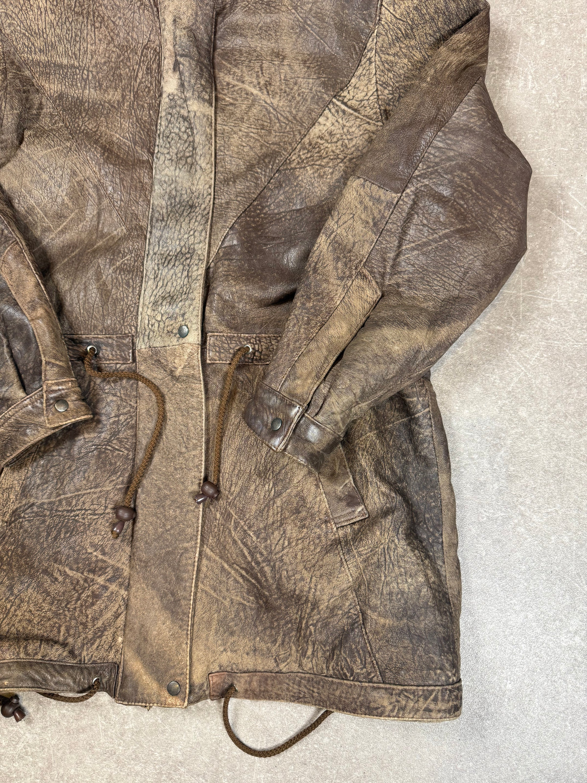 Vintage Lederparka Gr. 44 Braun – Echtleder Jacke mit starker Patina
