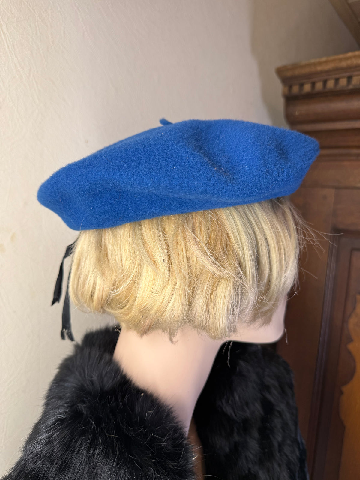 Vintage Damen Barett Dunkelblau – Klassische Baskenmütze aus Filz