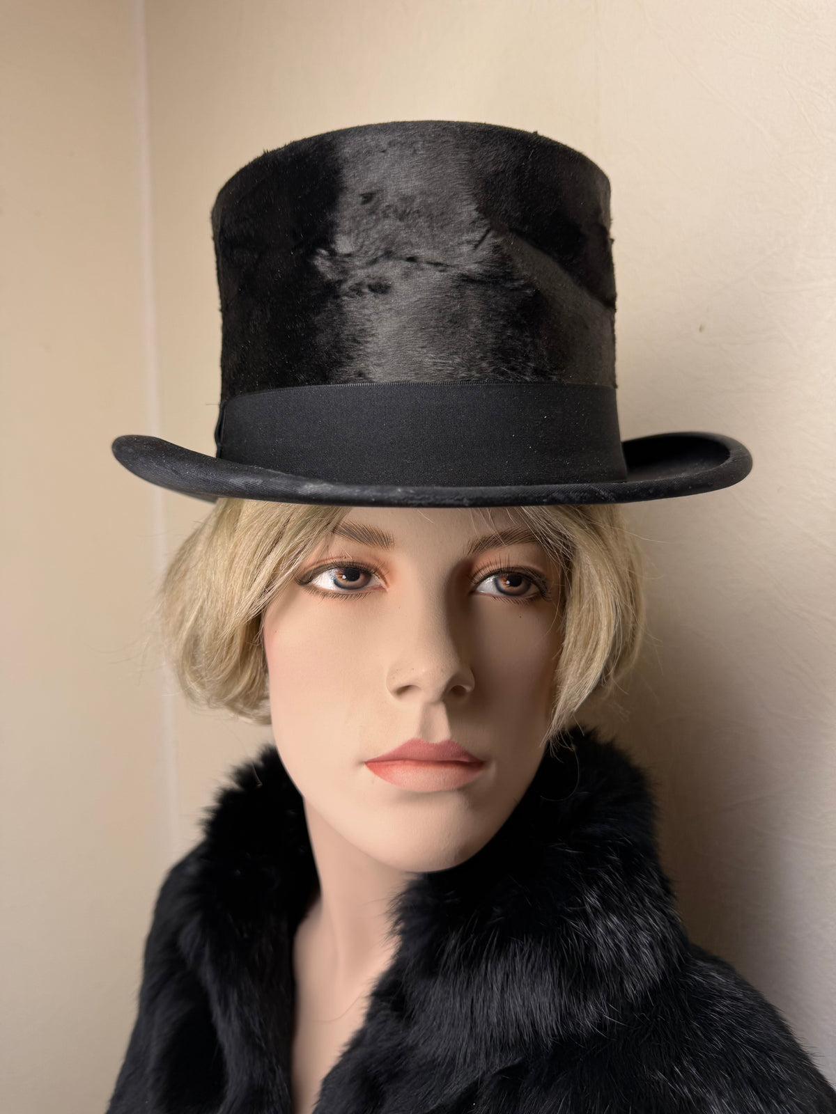 Antiker Seidenzylinder Reine Handarbeit Herren Top Hat mit Original Hutschachtel