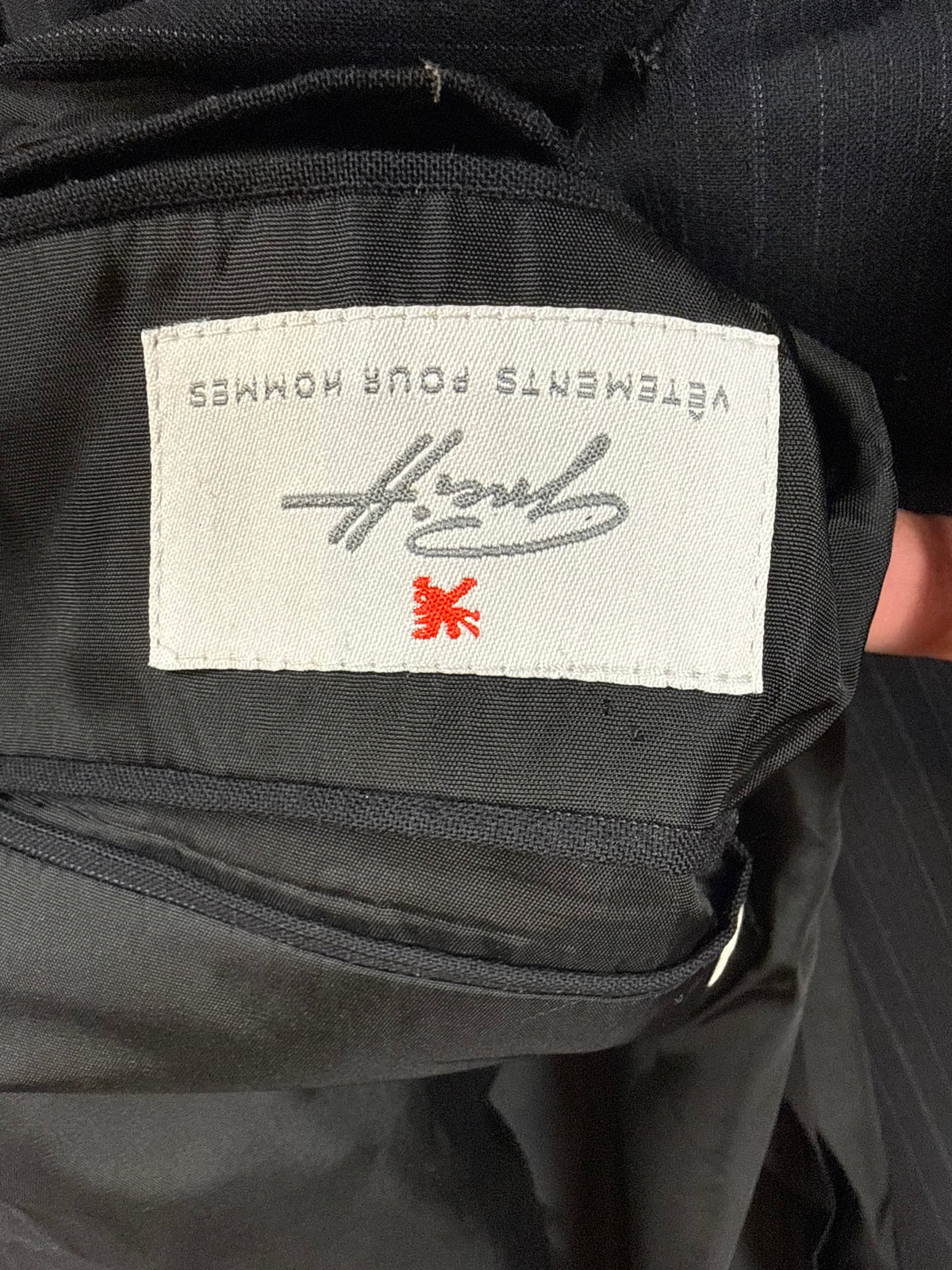 Vintage Herren Anzug Nadelstreifen Schwarz 2-teilig Sakko & Hose – klassisch elegant