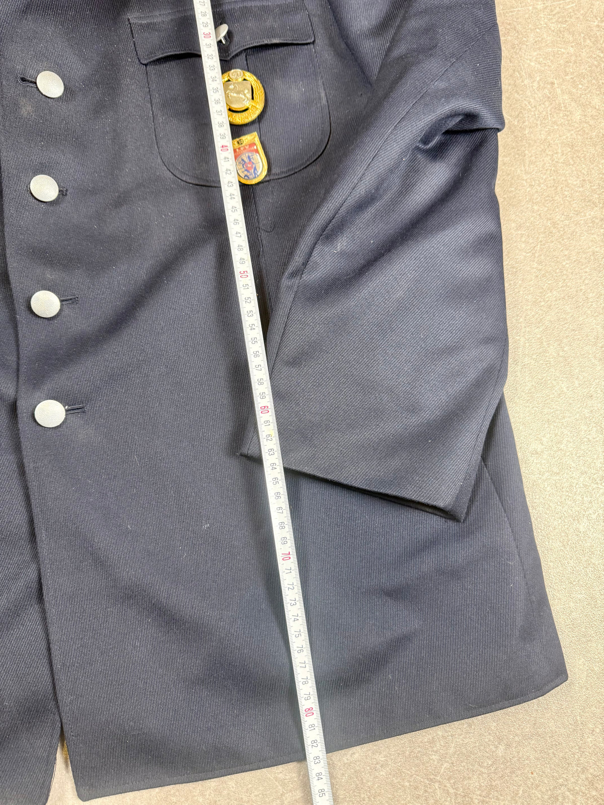 Vintage Feuerwehr Uniform Niedersachsen Herren Dienstjacke mit Schirmmütze & Abzeichen