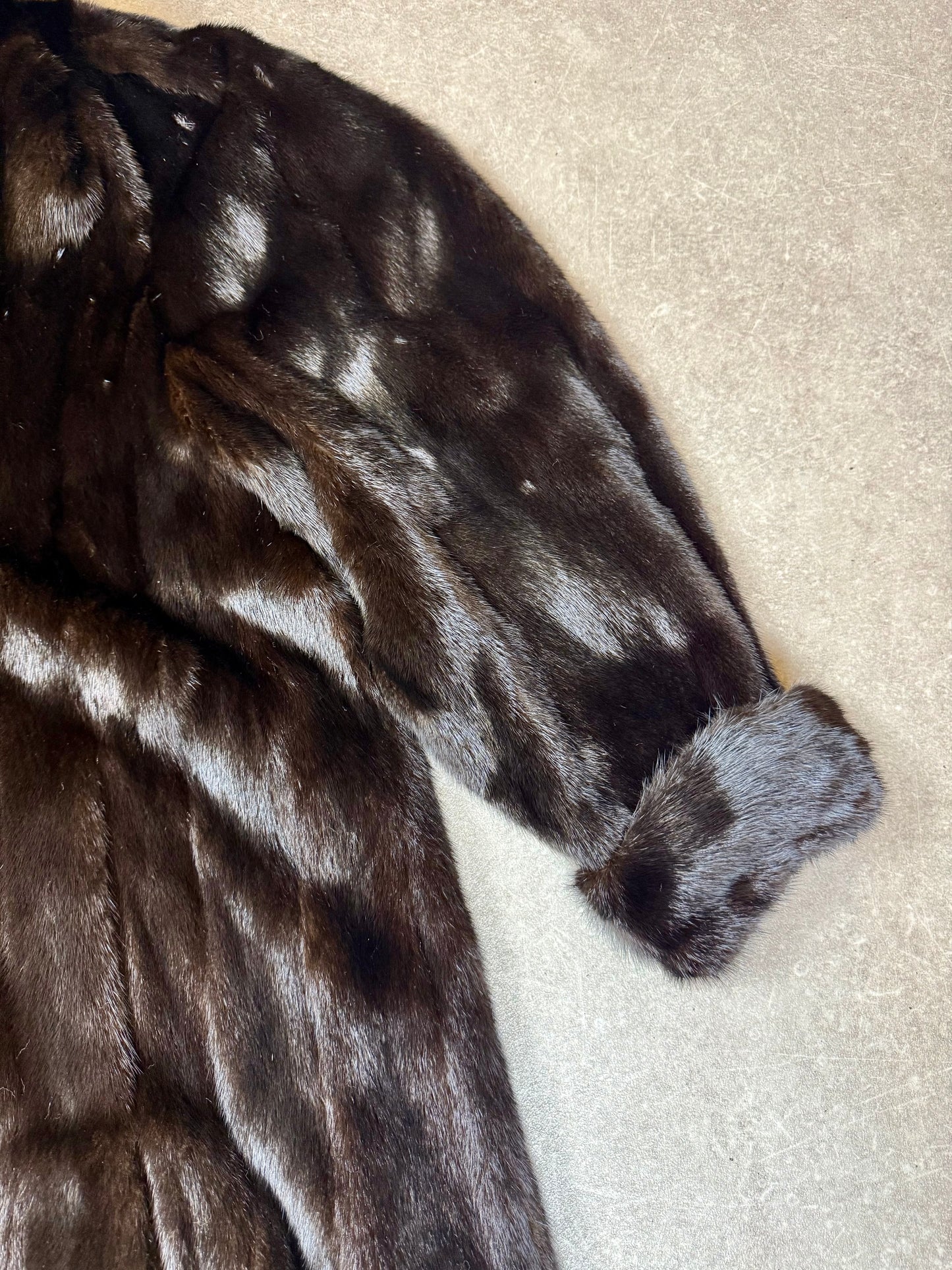 Vintage SAGA MINK Nerzmantel Echtpelz Dunkelbraun Damen Pelzmantel Luxus Klassisch