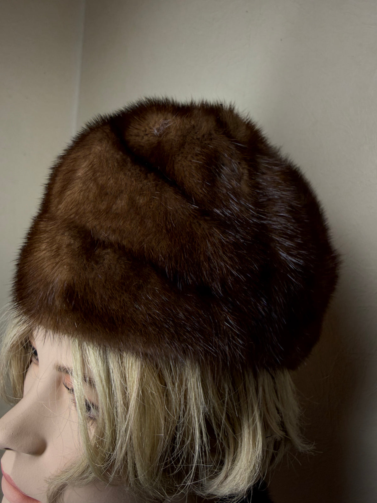 Vintage Nerz Pelzmütze Braun – Damen Echtpelz Wintermütze Klassisch Elegant
