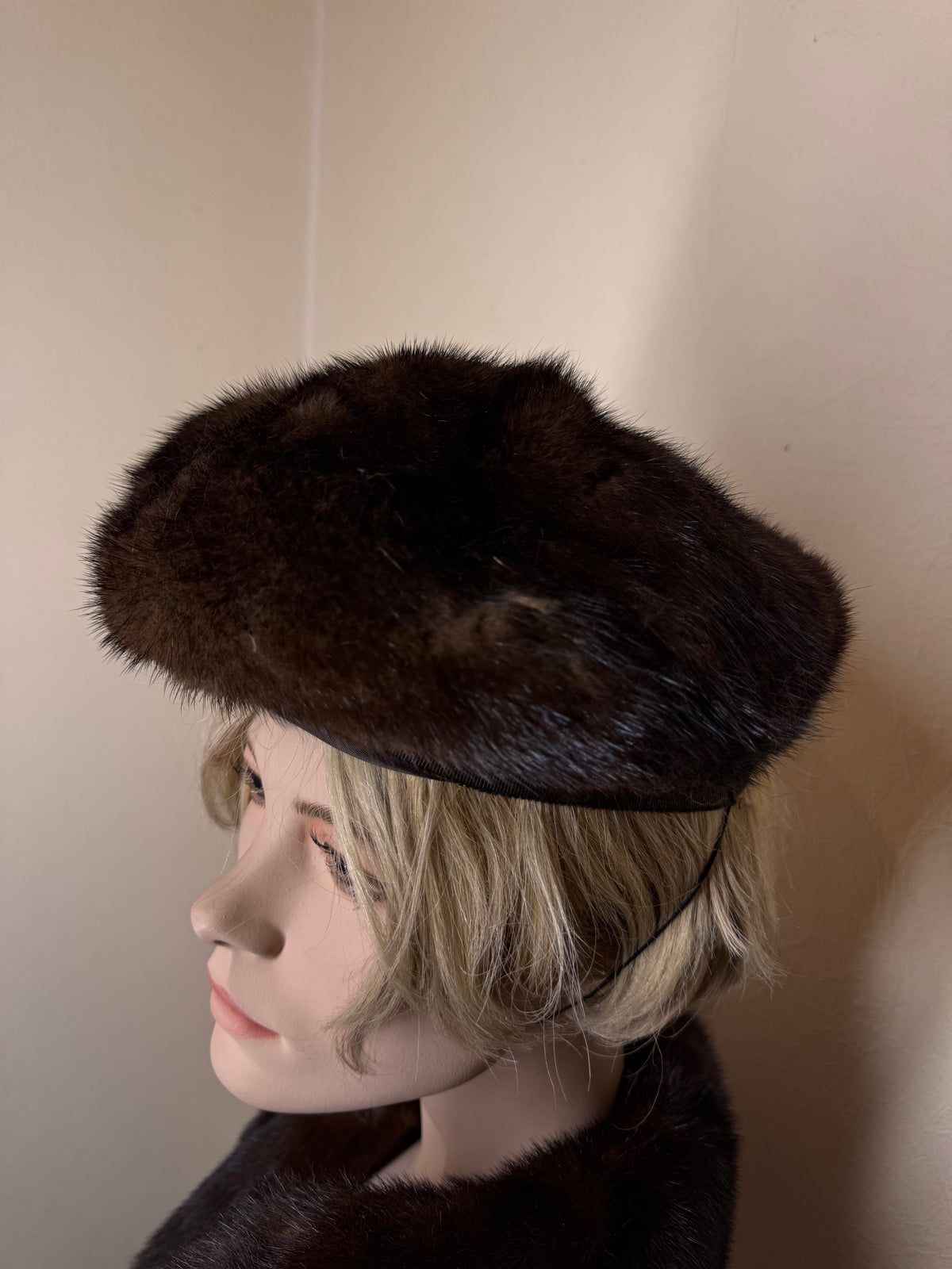 Vintage Nerz Pelzkappe Braun Echtpelz Damen Wintermütze Elegante Fellmütze