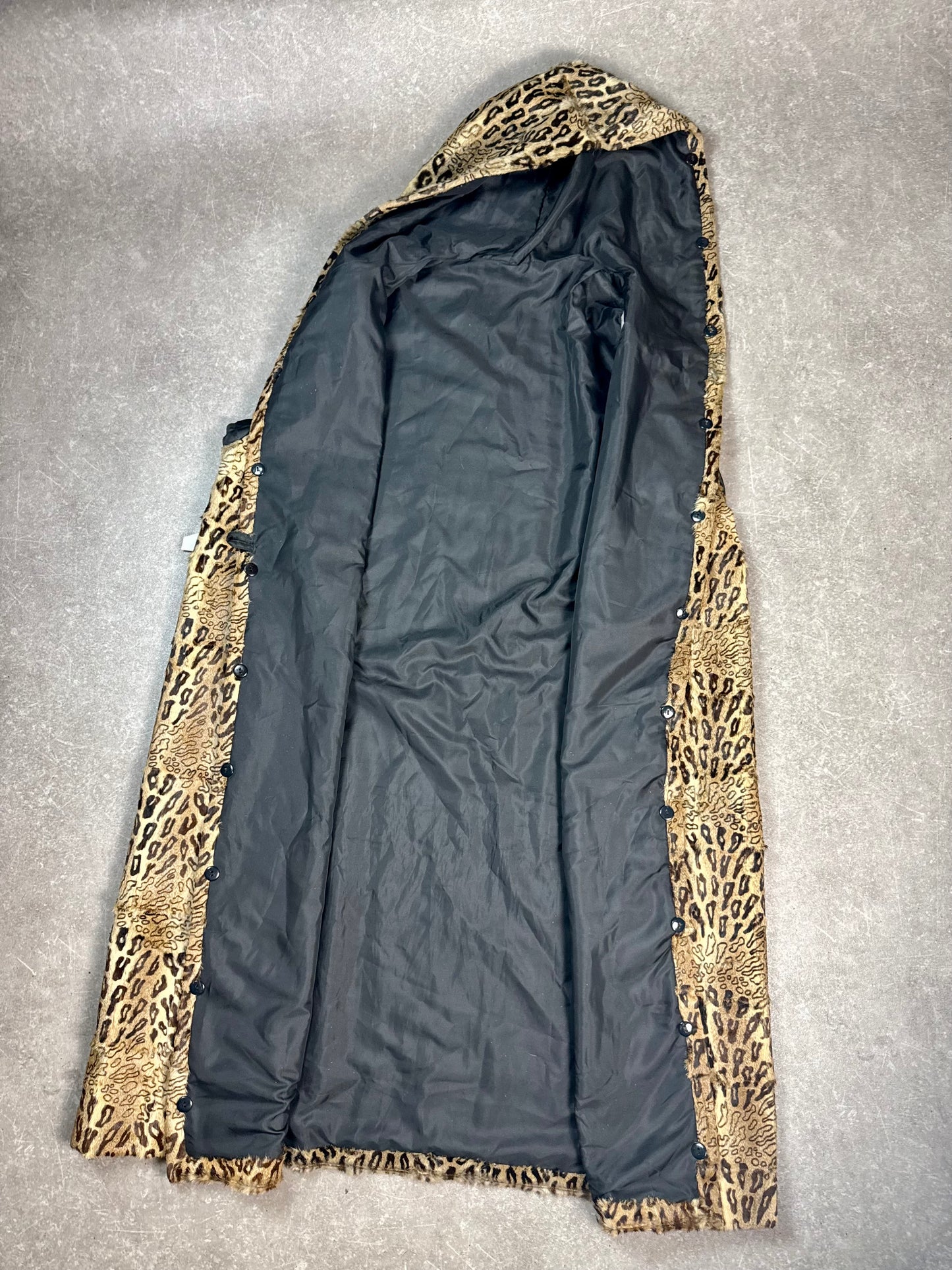Vintage Pelzcape mit Kapuze – Leopardenmuster – Echtes Fell – Unikat