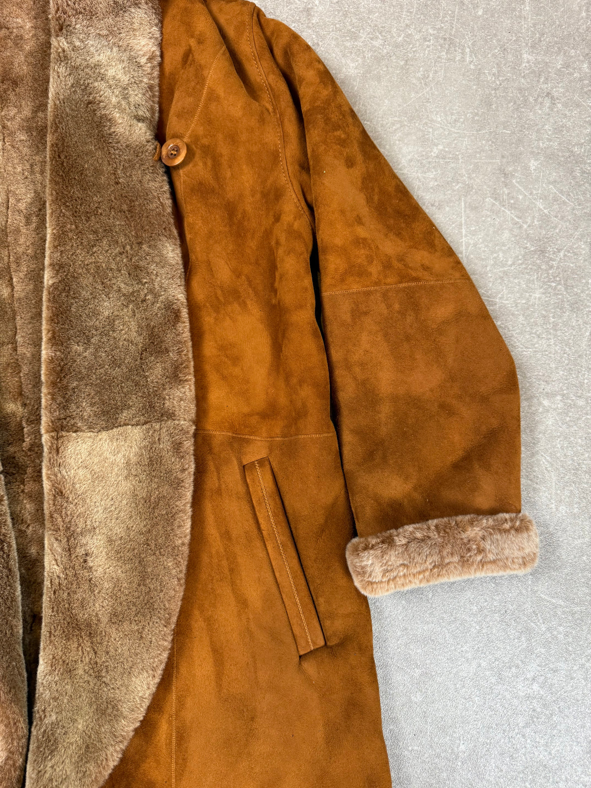 Élégance Paris Vintage Lammfellmantel Damen Gr. 38 – Shearling Cognac