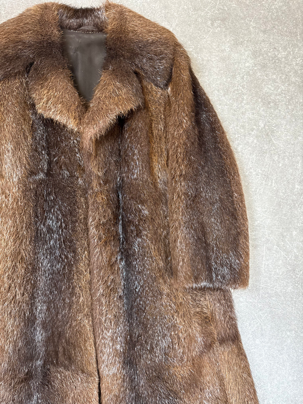 Vintage Nutria Pelzmantel Damen Braun – Echter Pelz Langmantel 115 cm
