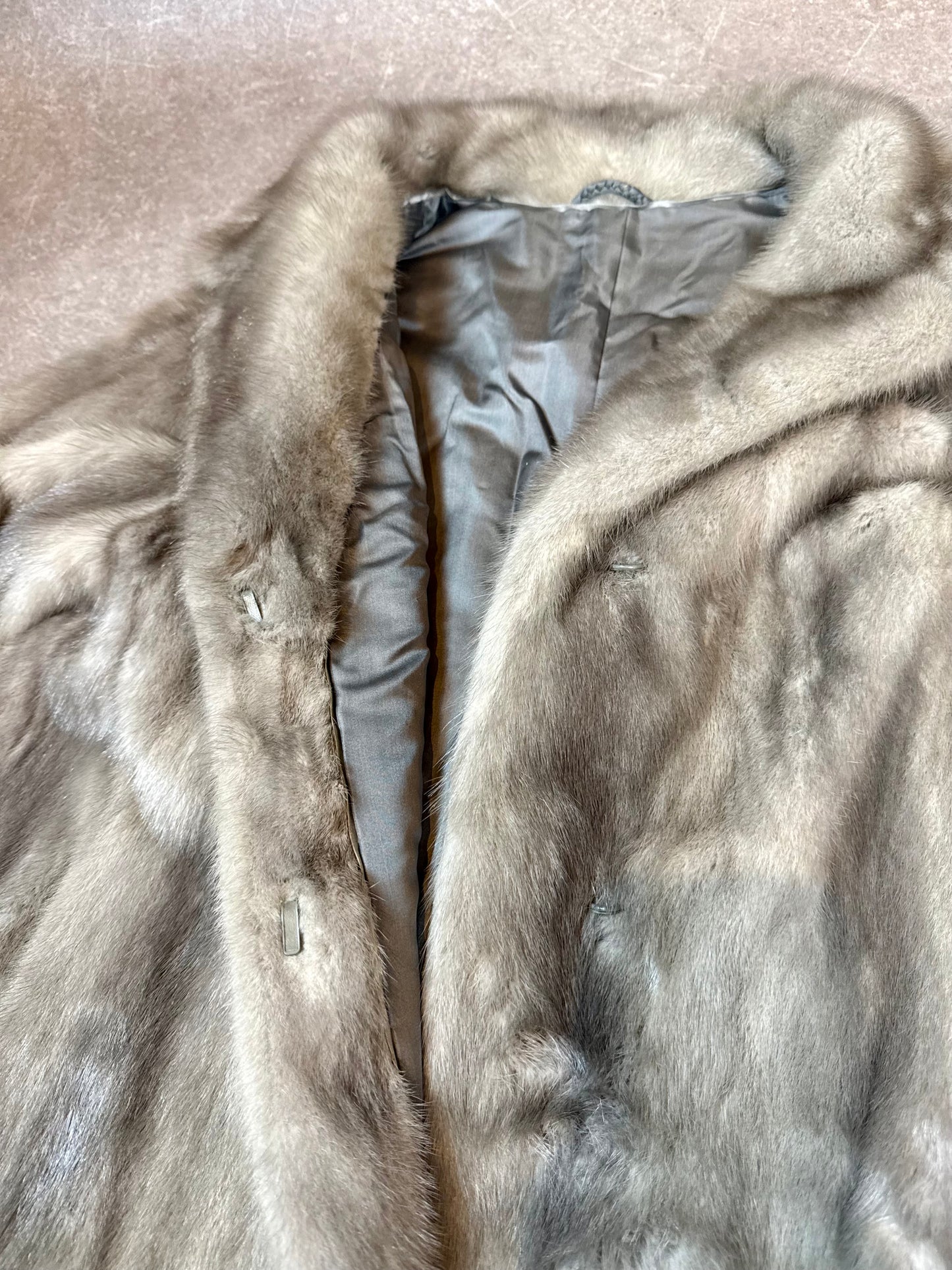 Edler Nerzmantel Silber Nerz Pelzmantel Vintage Echtpelz Grau Damen Gr. 42/44