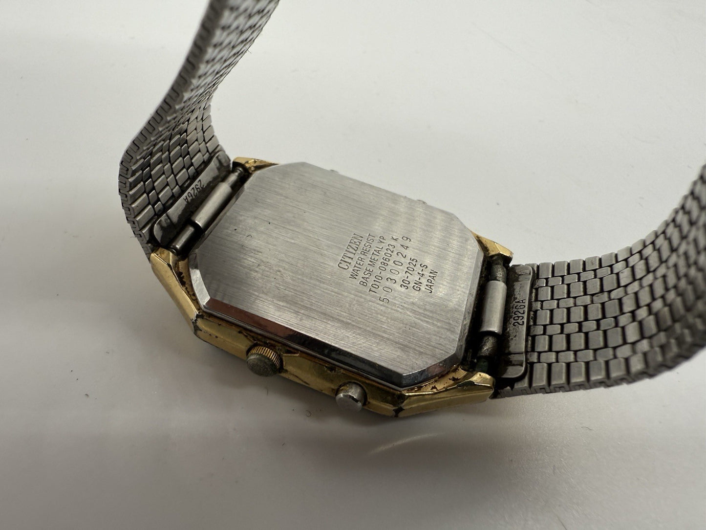 CITIZEN VINTAGE QUARTZ ALARM CHRONOGRAPH GOLD NEUE BATTERIE