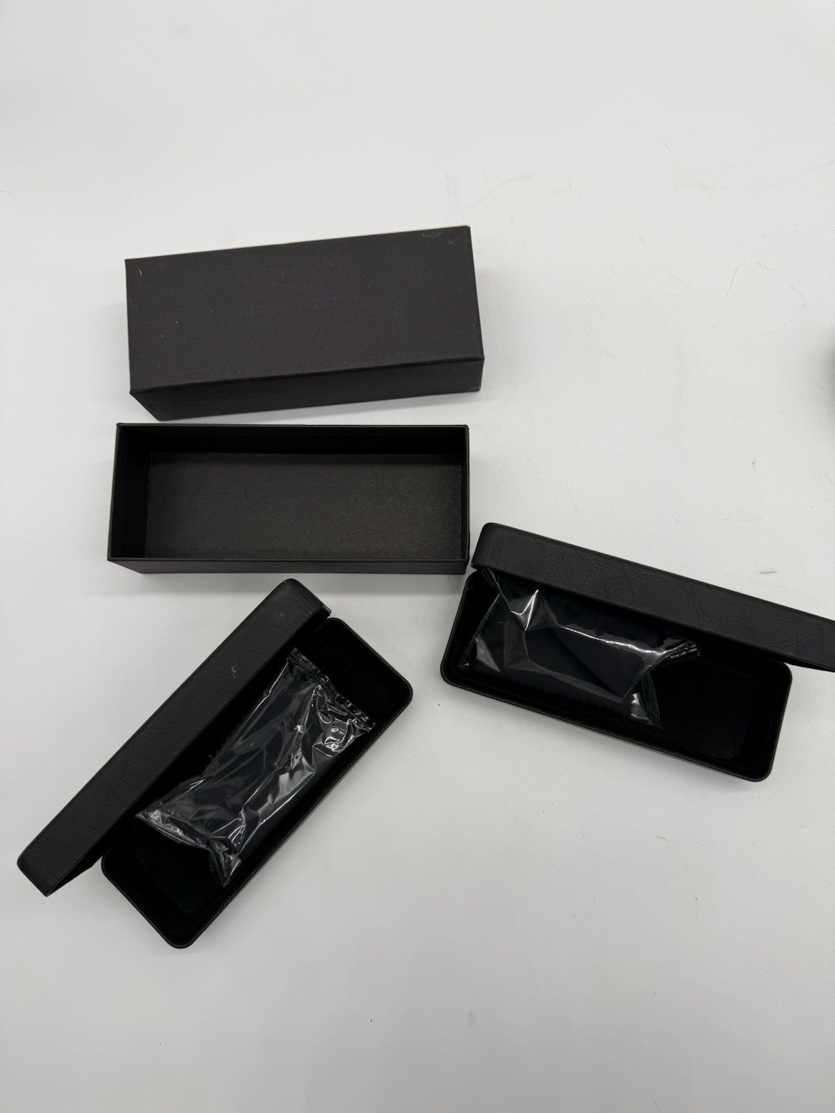 JEROME BOATENG - 2x BRILLENETUI HARDCASE BOX ETUI